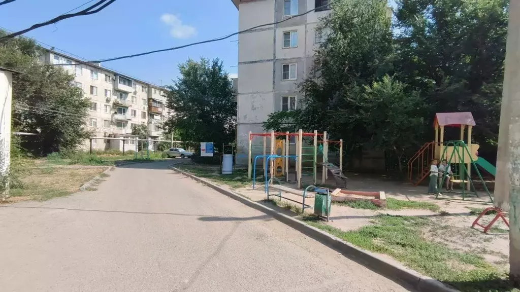 3-к кв. Астраханская область, Астрахань ул. Маркина, 102 (59.5 м) - Фото 1