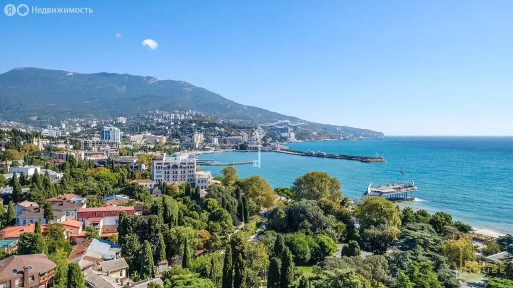 3-комнатная квартира: Ялта, улица Гоголя, 4 (225.6 м) - Фото 0