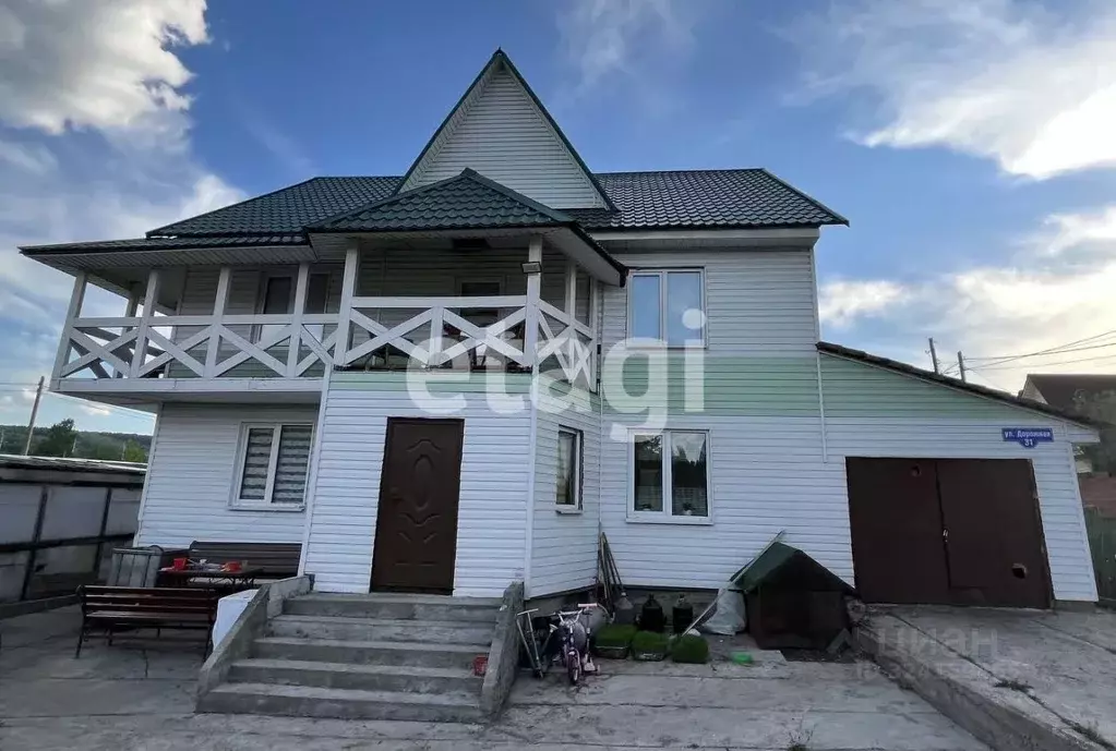 Дом в Красноярский край, Красноярск городской округ, д. Бугачево ул. ... - Фото 1