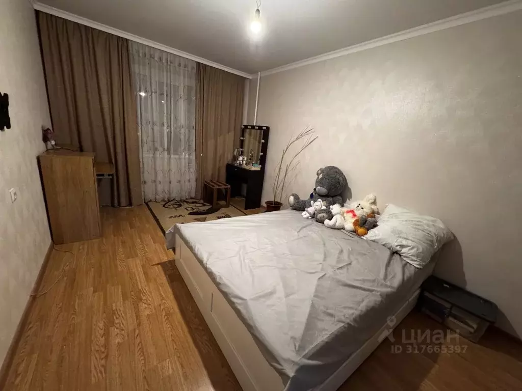 2-к кв. Белгородская область, Белгород бул. Строителей, 47 (61.0 м) - Фото 0