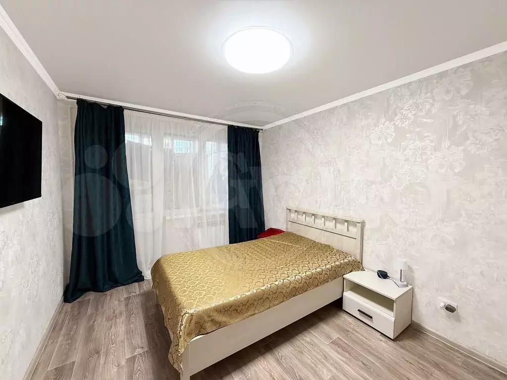 3-к. квартира, 65,5 м, 2/9 эт. - Фото 0