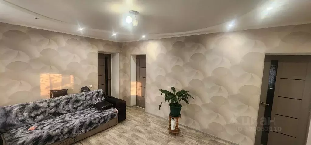 Дом в Ставропольский край, Михайловск Шпаковский район, Октябрьская ... - Фото 2