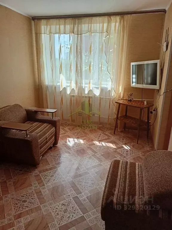 2-к кв. Бурятия, Улан-Удэ Октябрьская ул., 12 (43.3 м) - Фото 0