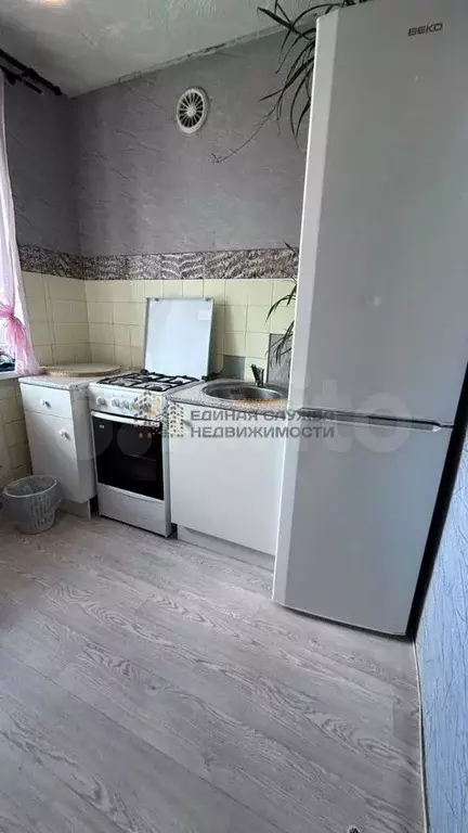 1-к. квартира, 31 м, 5/5 эт. - Фото 0