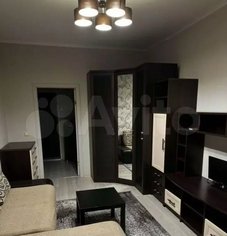 1-к. квартира, 38 м, 6/6 эт. - Фото 1