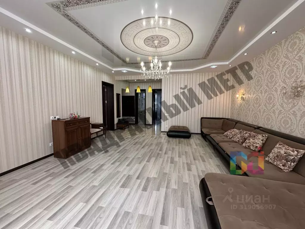 2-к кв. Калмыкия, Элиста ул. А.С. Пушкина, 3Ак1 (94.9 м) - Фото 1