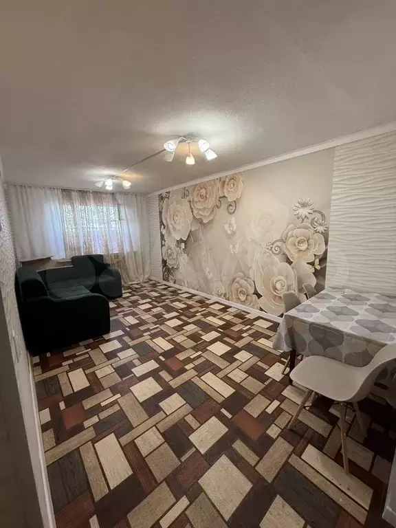 2-к. квартира, 48 м, 1/5 эт. - Фото 0