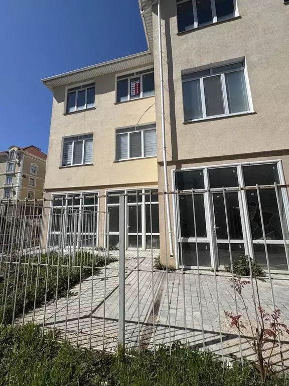 Помещение свободного назначения в Севастополь ул. Трудовая, 27 (40 м) - Фото 0