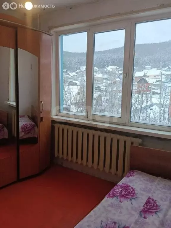 4-комнатная квартира: Горно-Алтайск, улица Григория Чорос-Гуркина, 74 ... - Фото 1