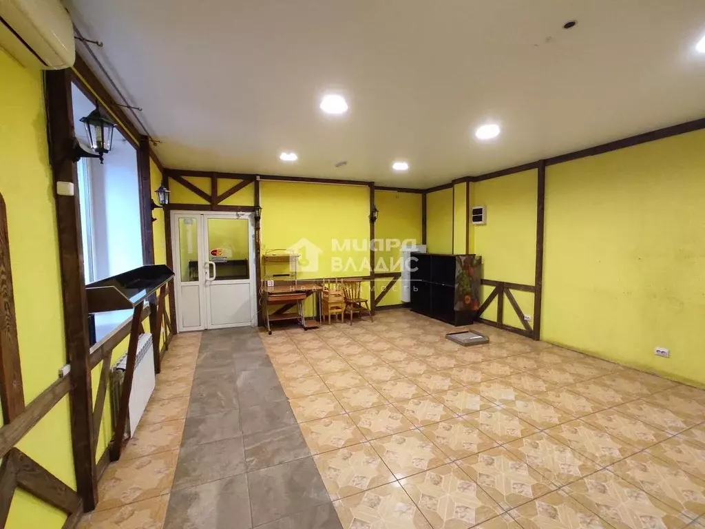 Помещение свободного назначения в Омская область, Омск Пригородная ... - Фото 0