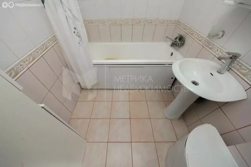2-комнатная квартира: Тюмень, Широтная улица, 122к2 (65.5 м) - Фото 0