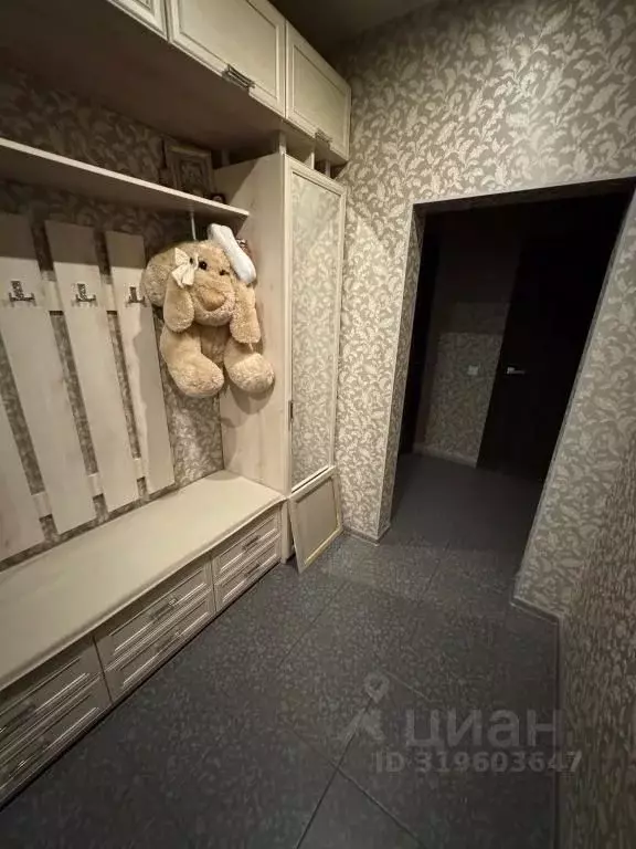 2-к кв. Нижегородская область, Нижний Новгород ул. Родионова, 27 (63.0 ... - Фото 1
