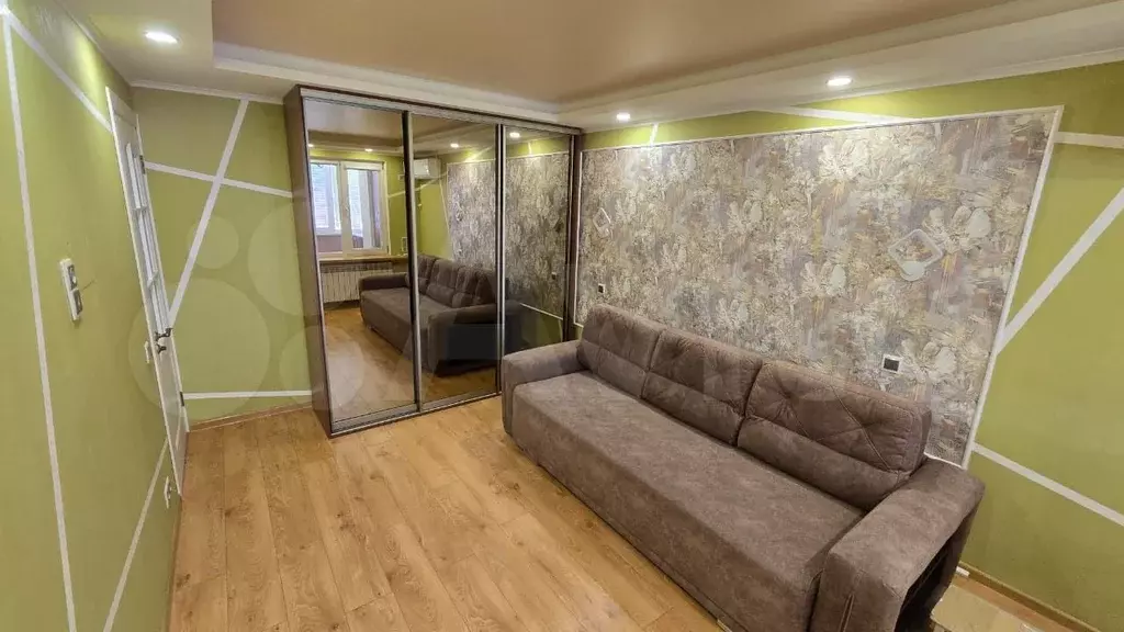 3-к. квартира, 74 м, 5/5 эт. - Фото 0