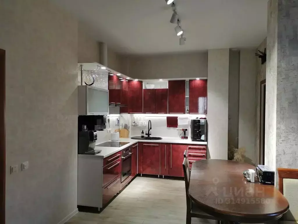 3-к кв. Севастополь ул. Челнокова, 13/15 (55.0 м) - Фото 0