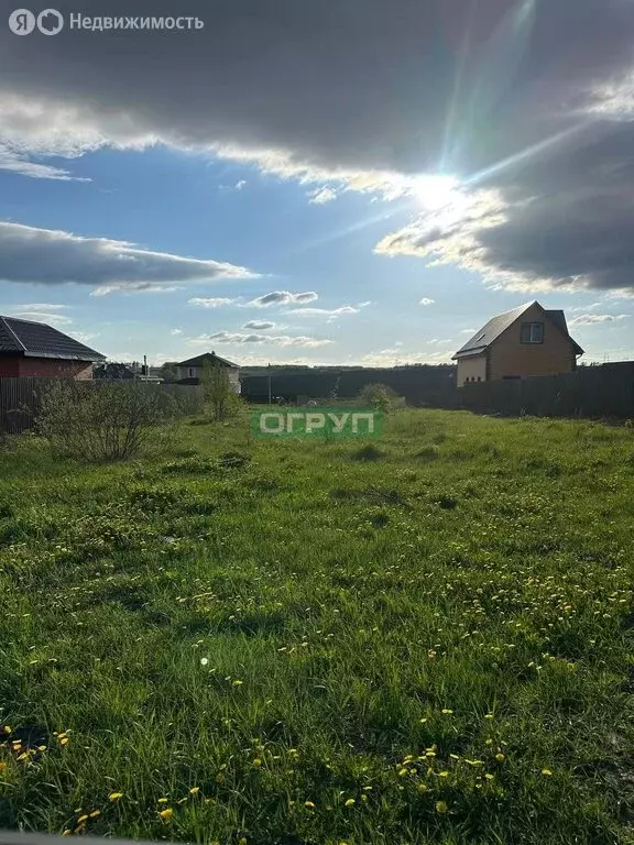 Участок в село Богословка, Солнечная улица, 106 (9.5 м) - Фото 0