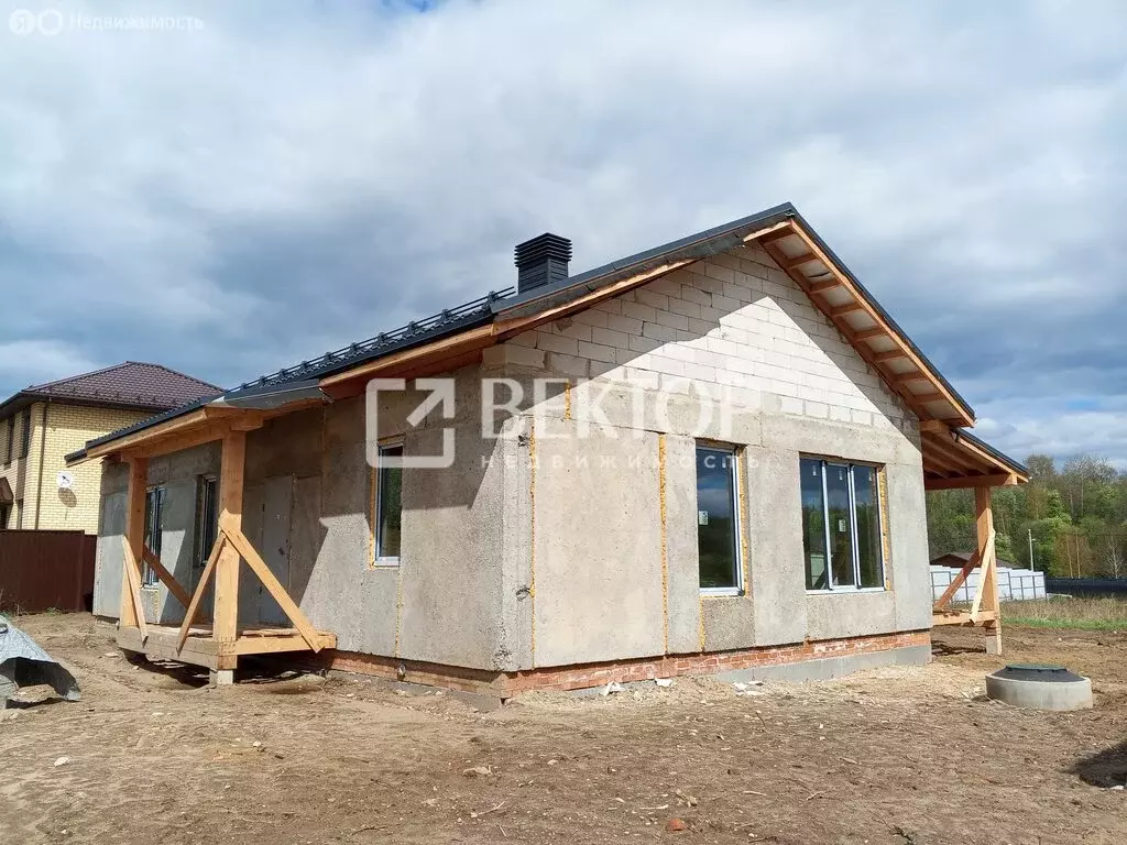 Дом в Ивановский район, Беляницкое сельское поселение, деревня ... - Фото 0