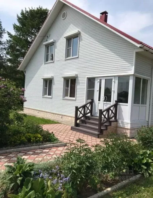Дом в Камчатский край, Елизово Заречный мкр, ул. Некрасова, 6 (230 м) - Фото 0