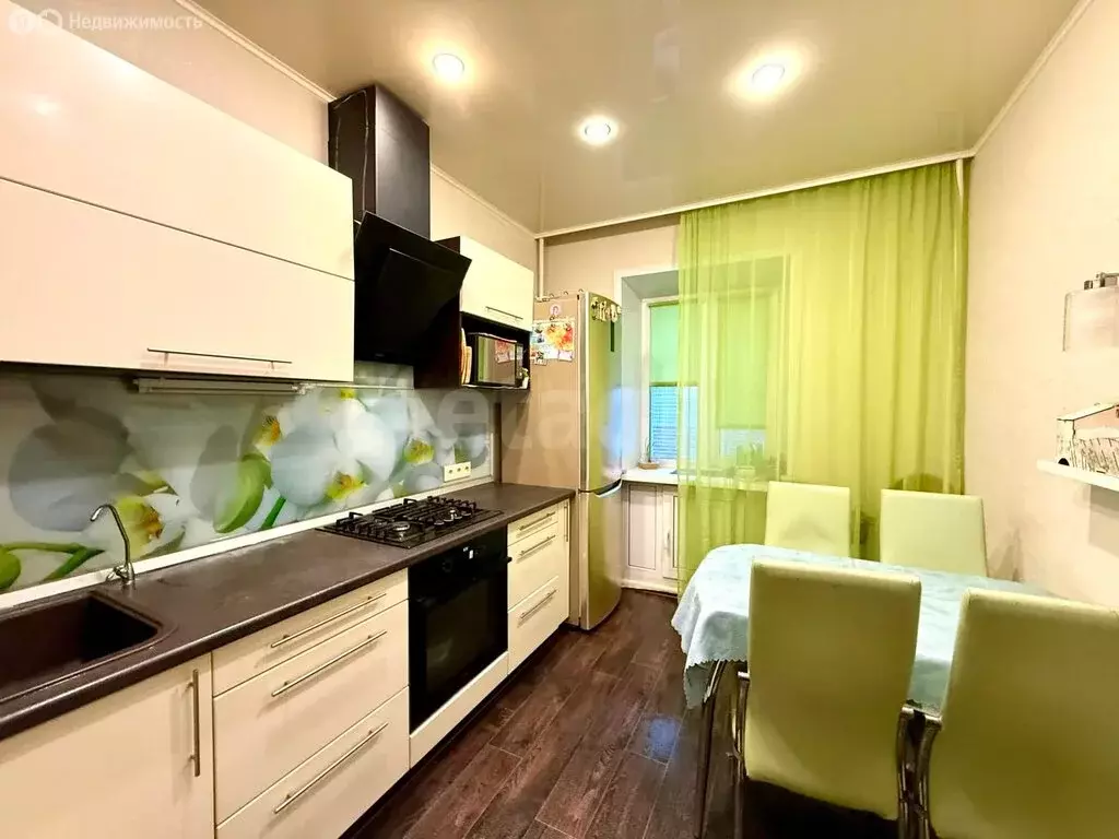 4-комнатная квартира: Сыктывкар, улица Оплеснина, 43 (77.8 м) - Фото 1