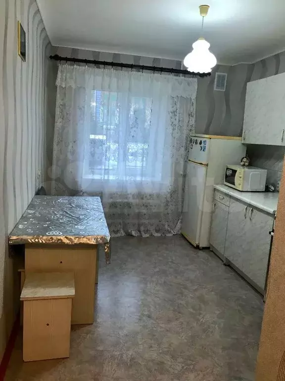 1-к. квартира, 38 м, 1/5 эт. - Фото 1