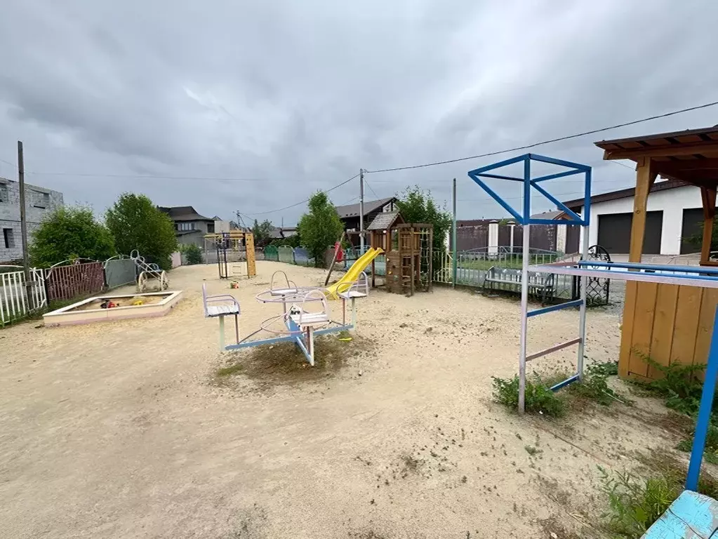 Дом в Свердловская область, Сысертский муниципальный округ, Бобровские ... - Фото 0