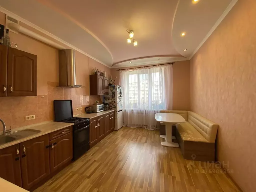 1-к кв. Ростовская область, Таганрог ул. Сызранова, 25 (52.0 м) - Фото 0