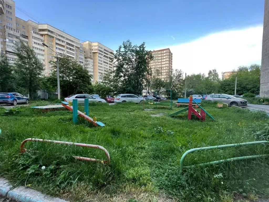4-к кв. Свердловская область, Екатеринбург ул. Победы, 37 (84.1 м) - Фото 1