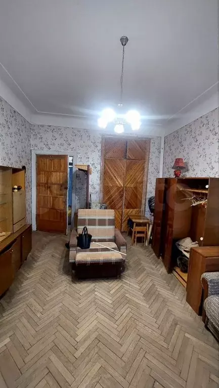 Комната 20 м в 3-к., 4/4 эт. - Фото 1