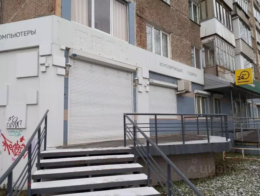 Торговая площадь в Удмуртия, Ижевск Молодежная ул., 10 (77 м) - Фото 1