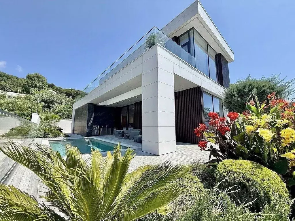 Дом в Краснодарский край, Сочи Новороссийское ш. (320 м) - Фото 1