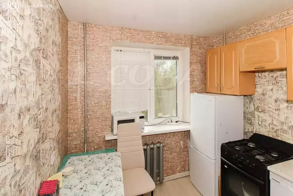 2-комнатная квартира: Тюмень, улица Белинского, 14 (44 м) - Фото 0