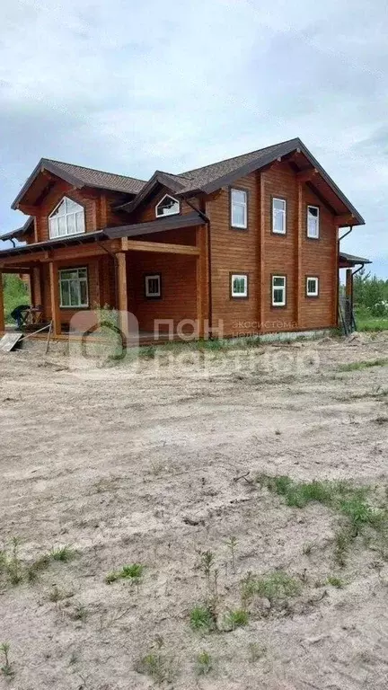 Дом в Ленинградская область, Кировский район, Суховское с/пос, д. ... - Фото 1