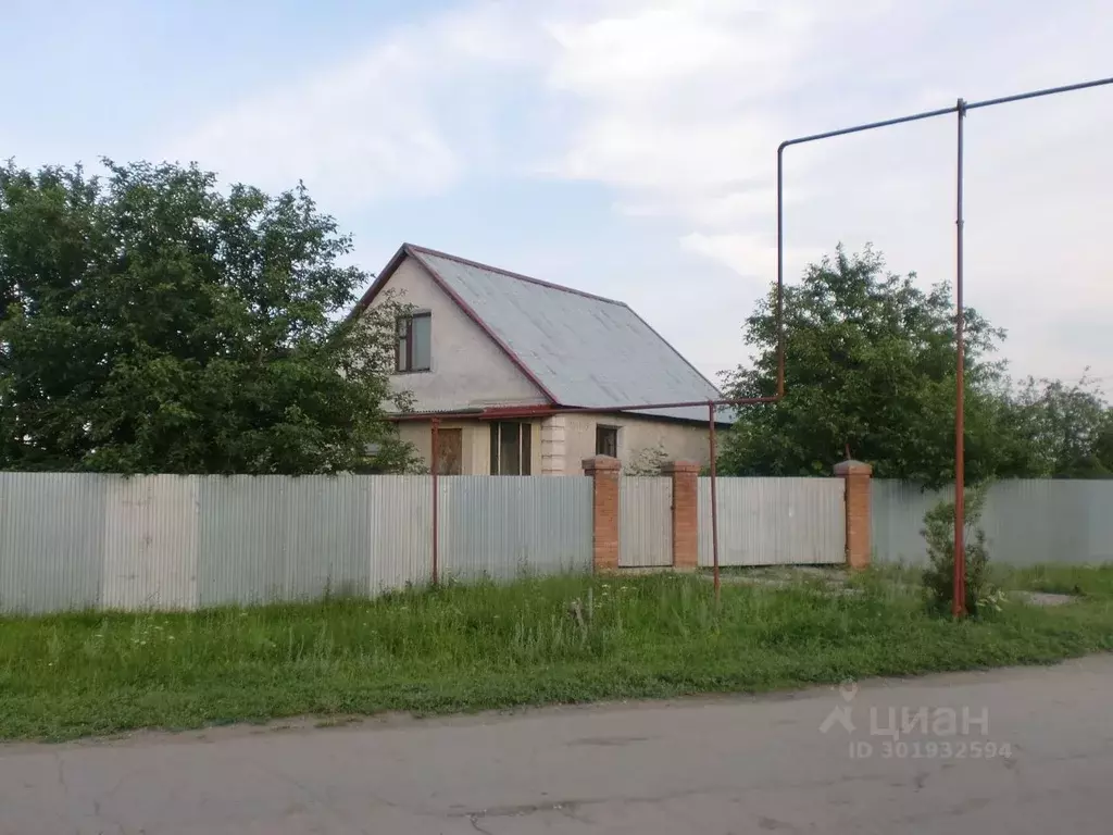 Дом в Самарская область, Красноармейский район, Ленинский с/пос, пос. ... - Фото 1