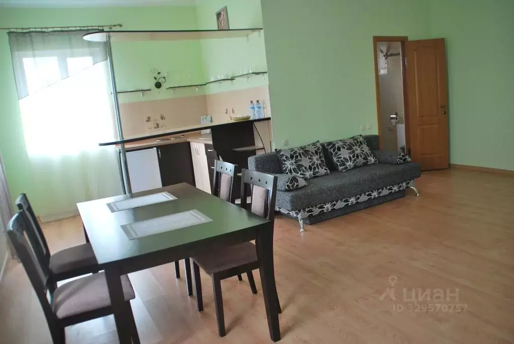 3-к кв. Севастополь ул. Героев Бреста, 106 (60.0 м) - Фото 1