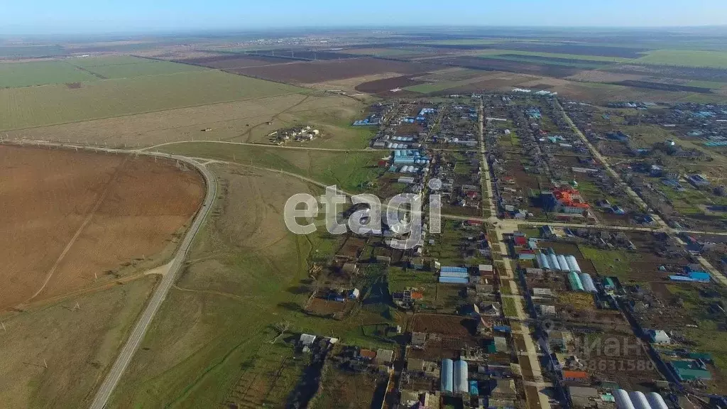 Участок в Крым, Сакский район, с. Ивановка  (58.2 сот.) - Фото 0