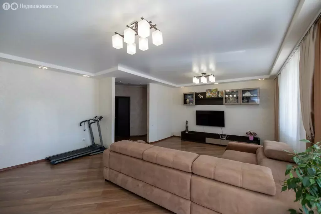 Дом в село Ивановка, улица Романенко, 10 (223.6 м) - Фото 2