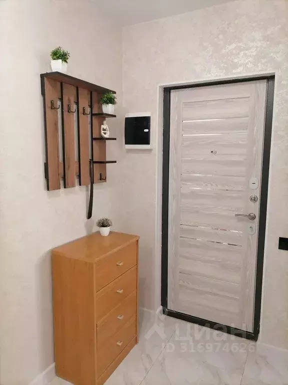 3-к кв. Крым, Симферополь ул. Залесская, 76А (59.0 м) - Фото 0