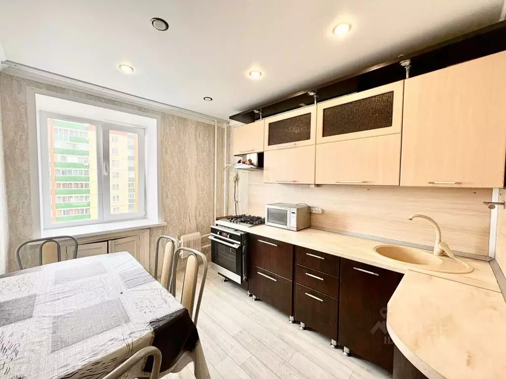 4-к кв. Татарстан, Нижнекамск просп. Строителей, 42 (71.3 м) - Фото 1