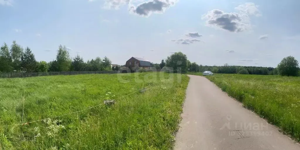 Участок в Московская область, Можайский муниципальный округ, д. Язево  ... - Фото 1
