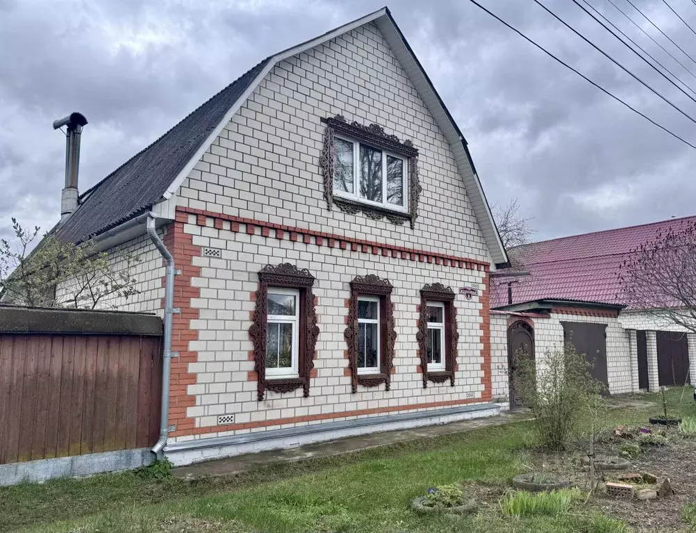 Дом в Брянская область, Клинцы Колхозная ул., 8 (106 м) - Фото 1