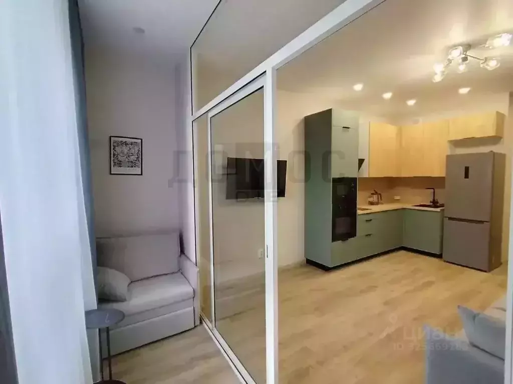 Студия Свердловская область, Екатеринбург ул. Айвазовского, 52 (27.7 ... - Фото 1