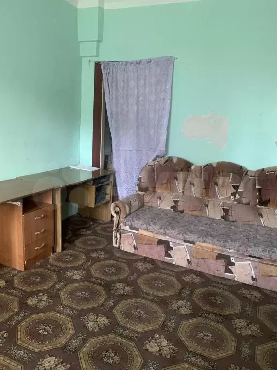 Комната 22 м в 1-к., 1/4 эт. - Фото 1