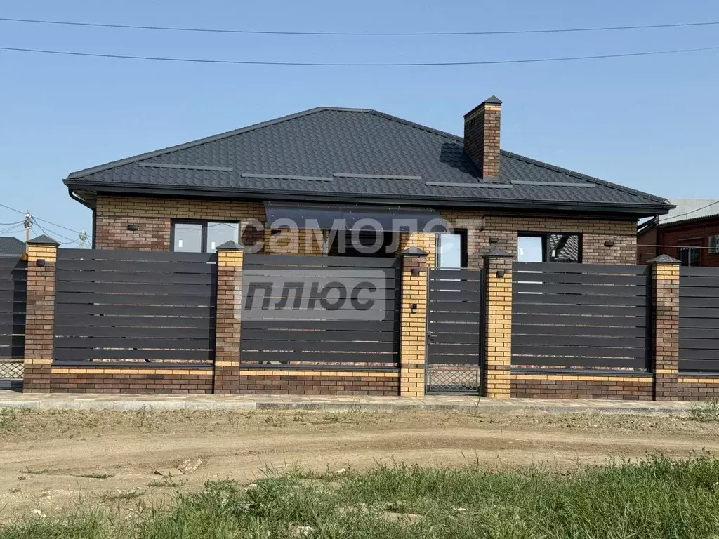 Дом в Краснодарский край, Красноармейский район, Трудобеликовское ... - Фото 1