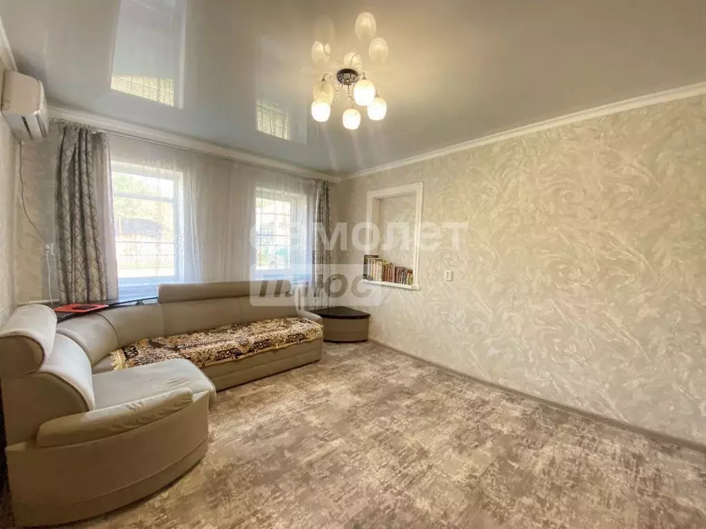 Дом в Краснодарский край, Тимашевск ул. 8 Марта, 49 (80 м) - Фото 1