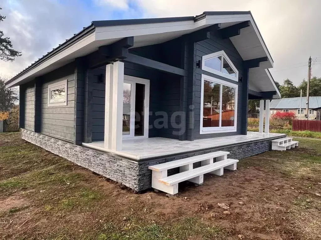 Дом в Вологодская область, с. Сямжа ул. Лесная, 1 (116 м) - Фото 1