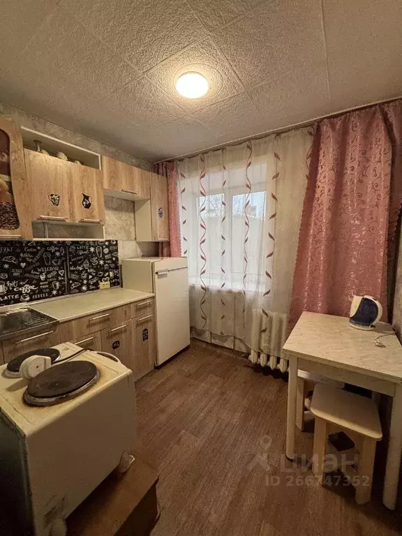 1-к кв. Кемеровская область, Новокузнецк ул. Метелкина, 15 (31.0 м) - Фото 0