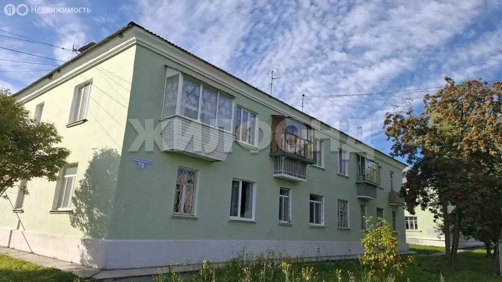 3-комнатная квартира: Верхняя Салда, улица Молодёжный Посёлок, 70 ... - Фото 1