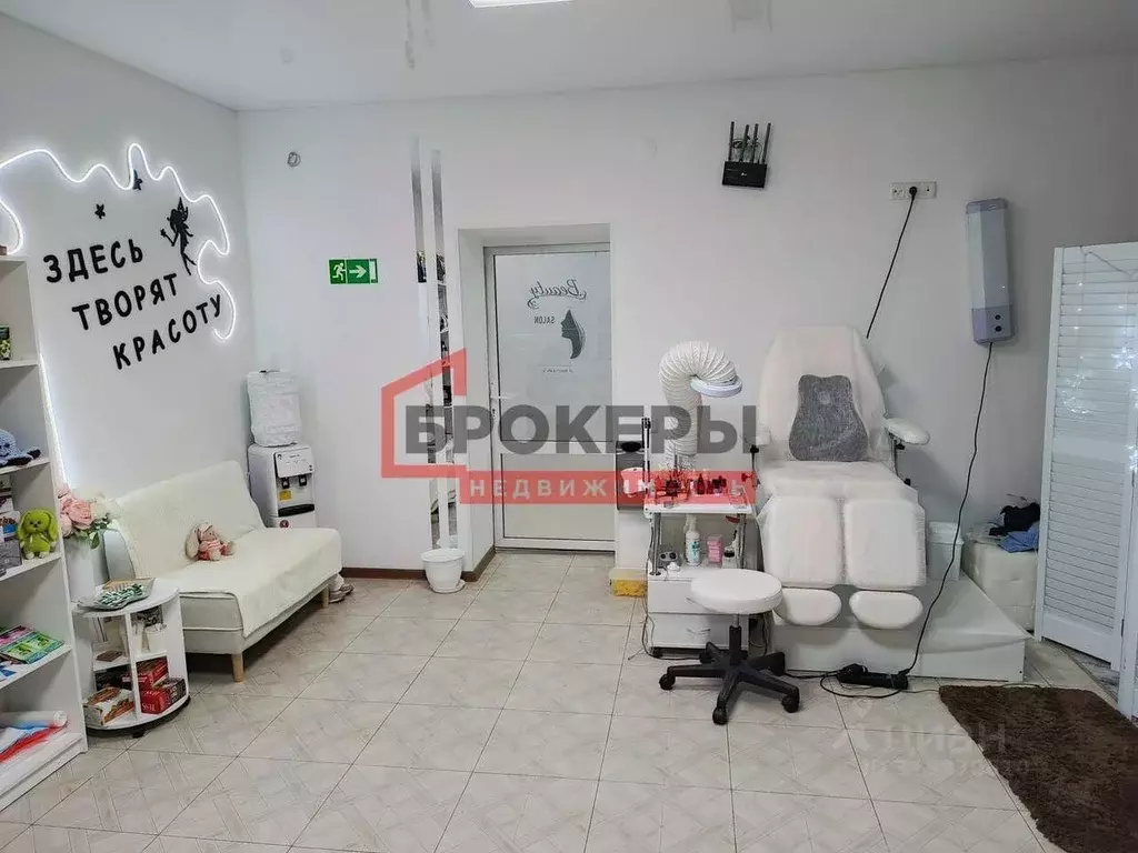 Помещение свободного назначения в Севастополь ул. Ефремова, 24 (38 м) - Фото 0