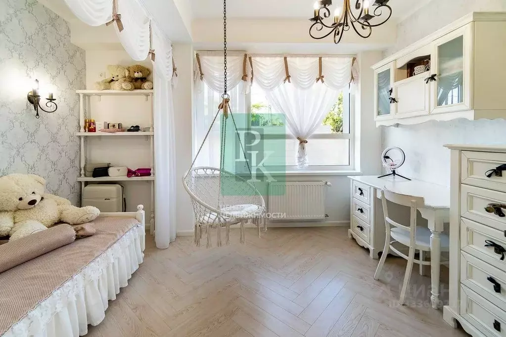 3-к кв. Севастополь ул. Адмирала Фадеева, 46Б (70.4 м) - Фото 1