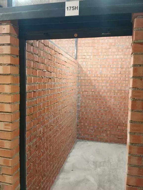 Гараж в Санкт-Петербург бул. Головнина, 4 (5 м) - Фото 2