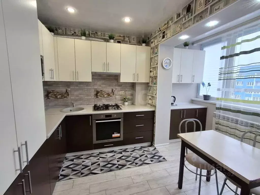 2-к кв. Смоленская область, Смоленск ул. Звездная, 2А (56.9 м) - Фото 1